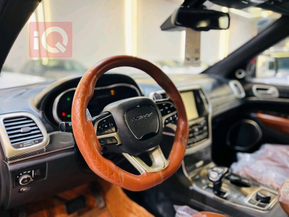 جيب جراند شيروكي